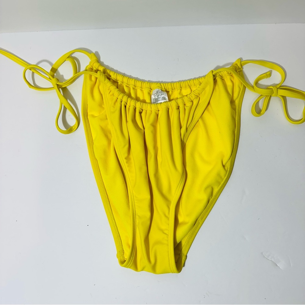 Wild Fable Cheeky High Cut String Bikini Bottoms XL